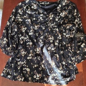 Sara Michelle Floral Black Blouse with Boxy Style and Notched Collar 2XL